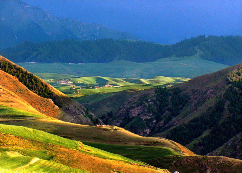 D1：成都、稻城、亞丁、奔子欄、中甸、麗江九日游