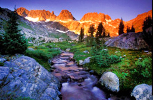 A1：川藏南線成都、巴塘、然烏鎮(zhèn)、波密、拉薩8日游