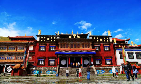四姑娘山、新都橋、海螺溝（小環(huán)線(xiàn)）7日游